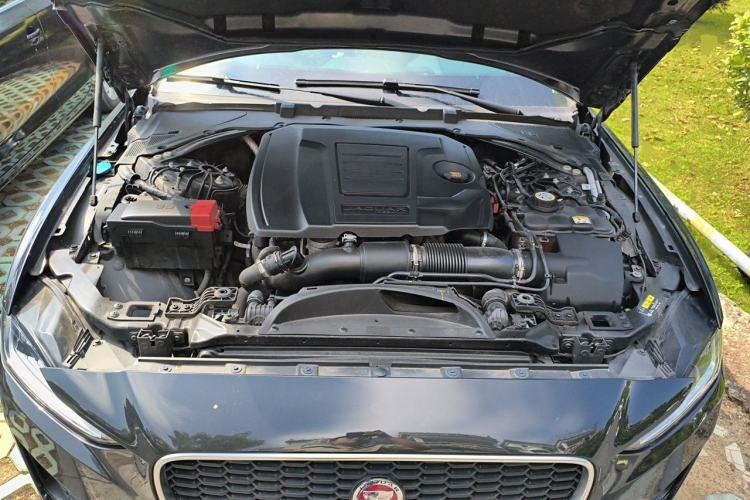 Used Jaguar XEL 2022 2.0T 250 PS R-DYNAMIC S Advanced Sport Edition Engine Bay