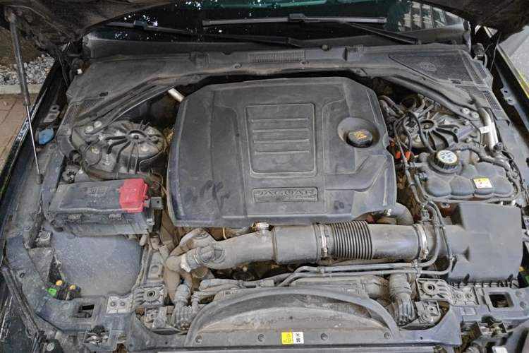 Used Jaguar XEL 2022 2.0T 250 PS R-DYNAMIC S Advanced Sport Edition Engine Bay