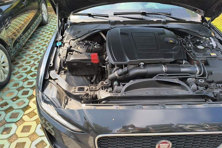Used Jaguar XEL 2022 2.0T 250 PS R-DYNAMIC S Advanced Sport Edition Engine Bay Right