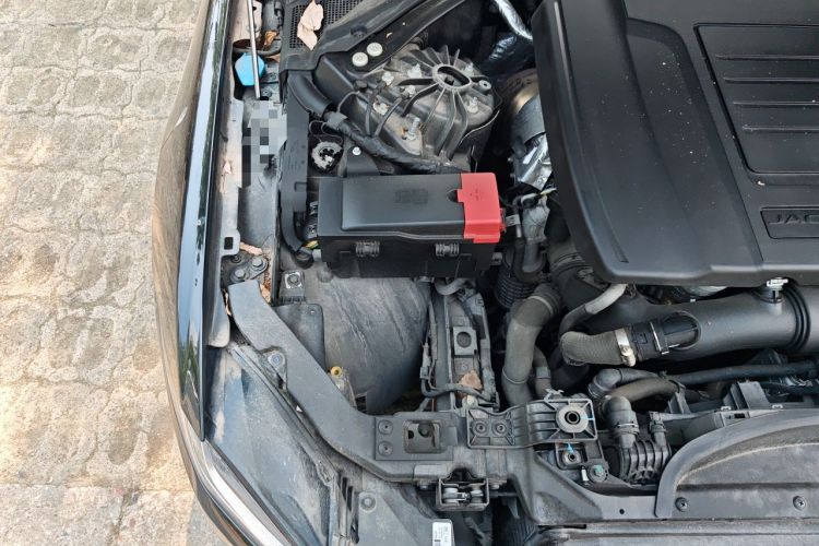 Used Jaguar XEL 2022 2.0T 250 PS R-DYNAMIC S Advanced Sport Edition Engine Bay Right