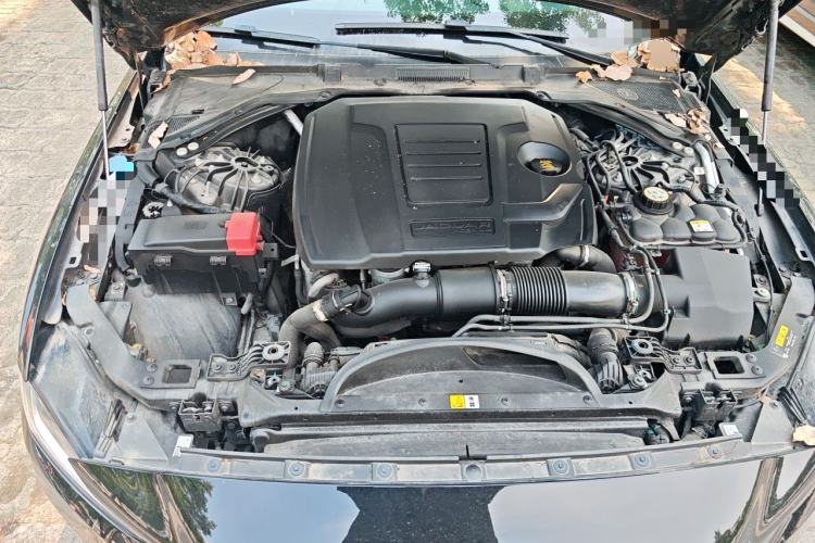 Used Jaguar XEL 2022 2.0T 250 PS R-DYNAMIC S Advanced Sport Edition Engine Bay