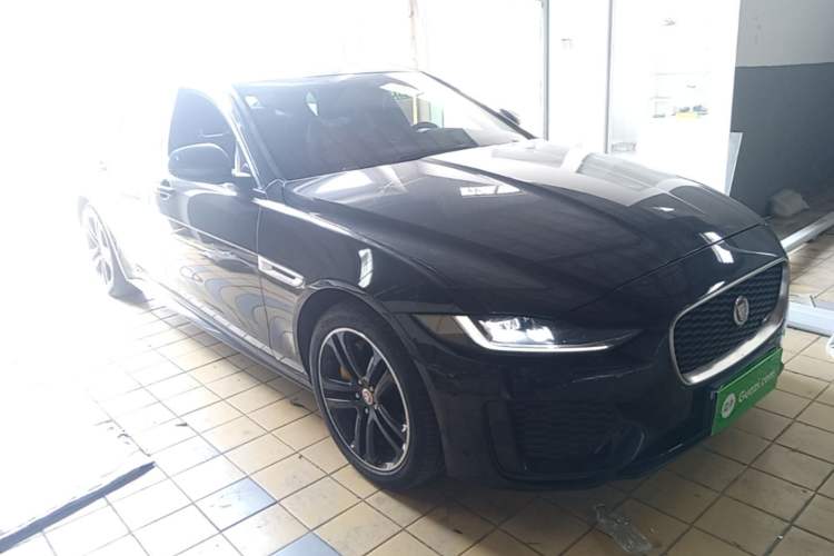 Used Jaguar XEL 2022 2.0T 250 PS R-DYNAMIC S Advanced Sport Edition Front Right 45 Deg