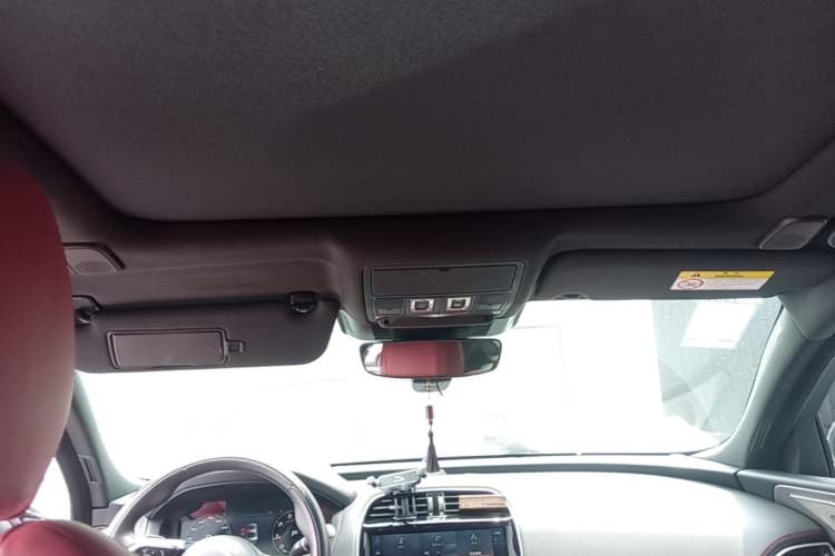 Used Jaguar XEL 2022 2.0T 250 PS R-DYNAMIC S Advanced Sport Edition Headliner