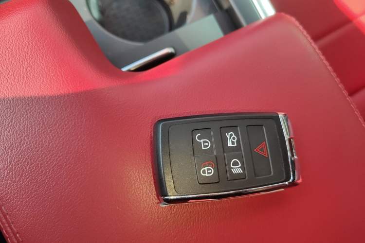Used Jaguar XEL 2022 2.0T 250 PS R-DYNAMIC S Advanced Sport Edition Interior 1
