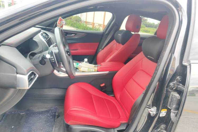 Used Jaguar XEL 2022 2.0T 250 PS R-DYNAMIC S Advanced Sport Edition Left Front Seat