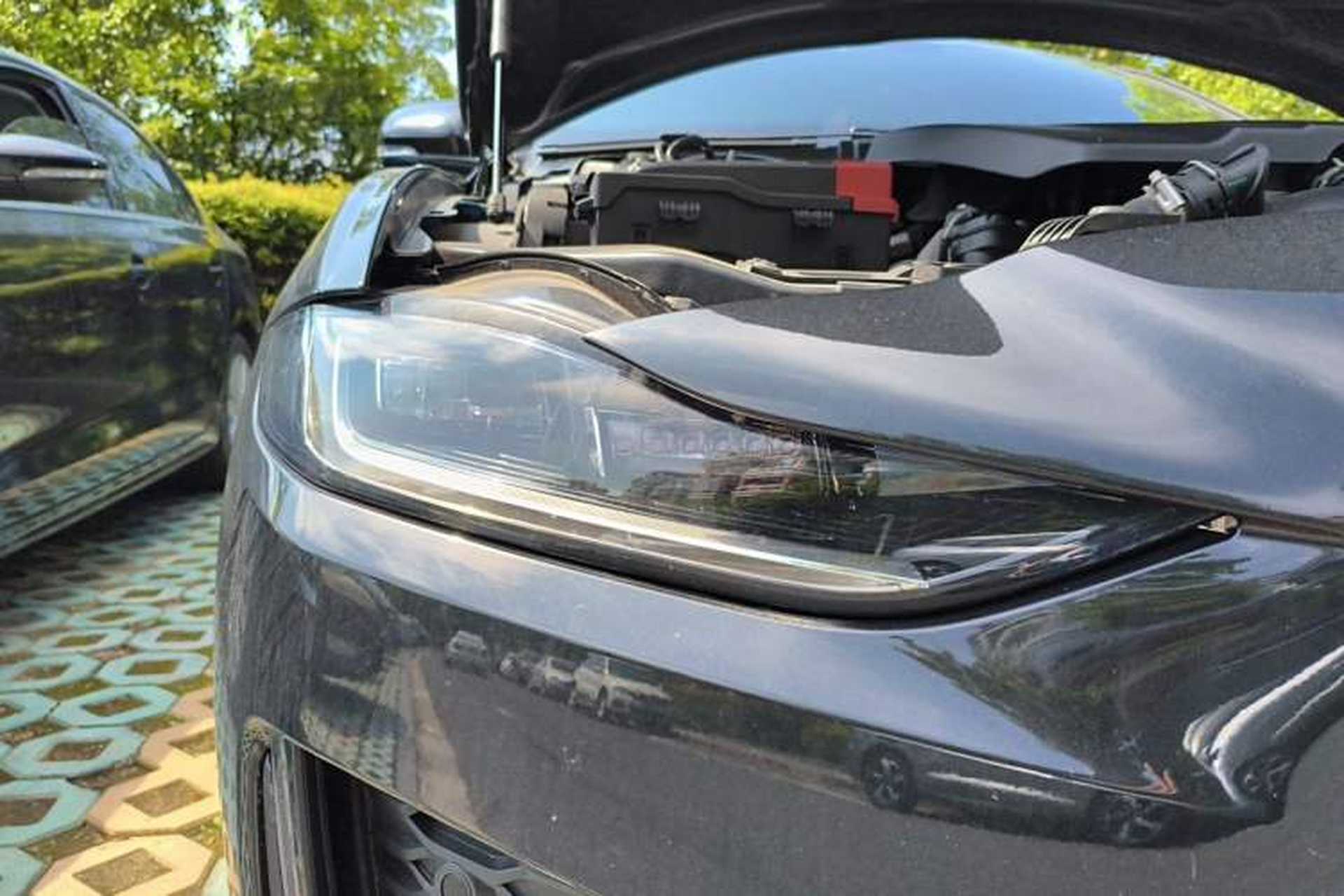 Used Jaguar XEL 2022 2.0T 250 PS R-DYNAMIC S Advanced Sport Edition Right Front Headlight