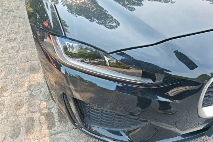 Used Jaguar XEL 2022 2.0T 250 PS R-DYNAMIC S Advanced Sport Edition Right Front Headlight