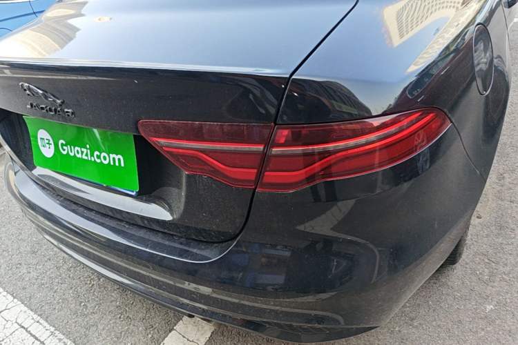 Used Jaguar XEL 2022 2.0T 250 PS R-DYNAMIC S Advanced Sport Edition Right Rear Taillight