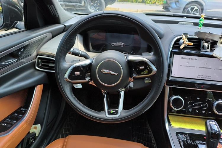 Used Jaguar XEL 2022 2.0T 250 PS R-DYNAMIC S Advanced Sport Edition Steering Wheel
