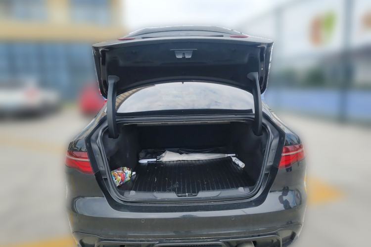 Used Jaguar XEL 2022 2.0T 250 PS R-DYNAMIC S Advanced Sport Edition Trunk