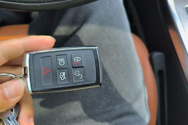 Used Jaguar XEL 2022 2.0T 250 PS R-DYNAMIC S Advanced Sport Edition Vehicle Key