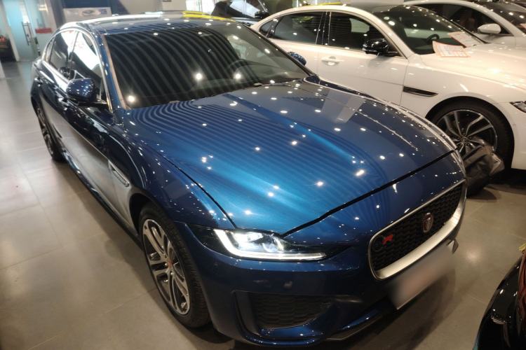 Used Jaguar XEL 2022 2.0T 250 PS R-DYNAMIC S Advanced Sport Edition Front Right 45 Deg