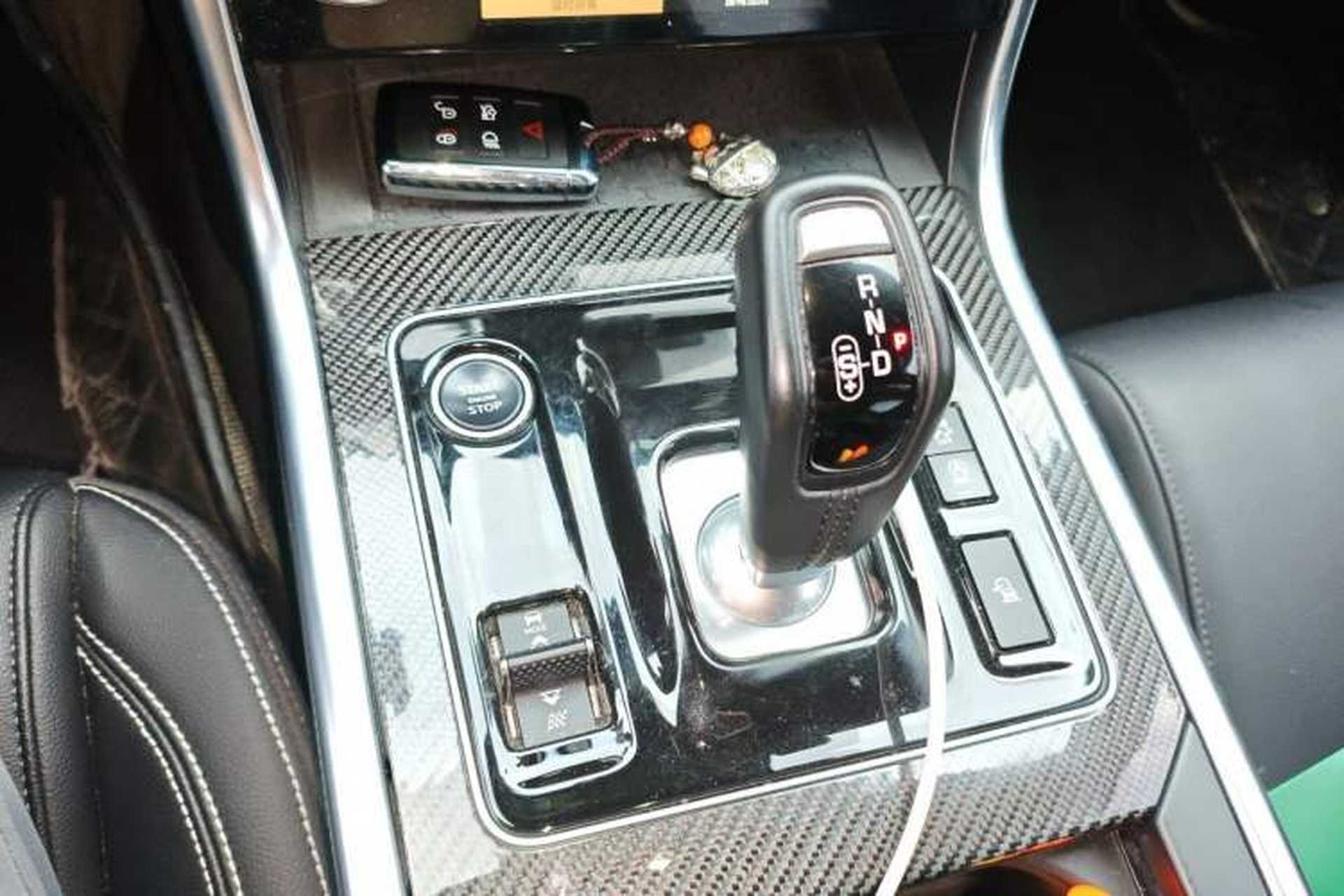 Used Jaguar XEL 2022 2.0T 250 PS R-DYNAMIC S Advanced Sport Edition Gear Lever