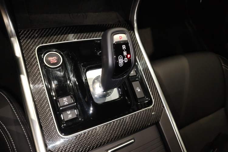 Used Jaguar XEL 2022 2.0T 250 PS R-DYNAMIC S Advanced Sport Edition Gear Lever
