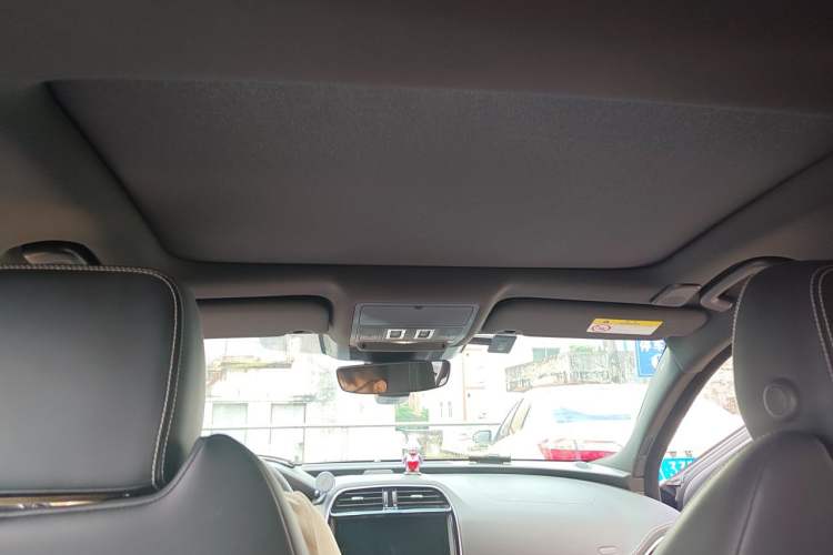 Used Jaguar XEL 2022 2.0T 250 PS R-DYNAMIC S Advanced Sport Edition Headliner