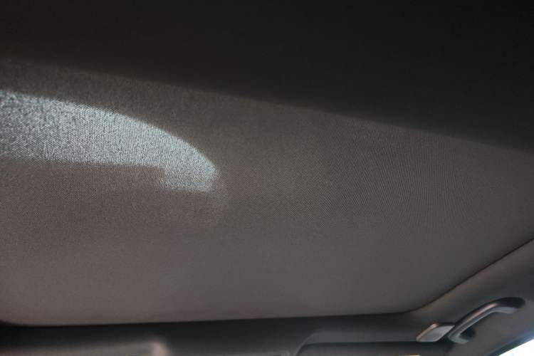 Used Jaguar XEL 2022 2.0T 250 PS R-DYNAMIC S Advanced Sport Edition Headliner