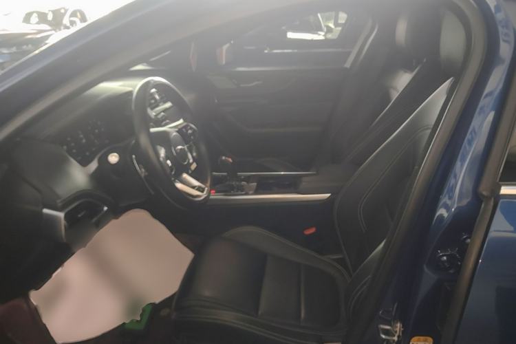 Used Jaguar XEL 2022 2.0T 250 PS R-DYNAMIC S Advanced Sport Edition Left Front Seat