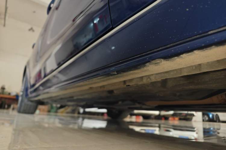 Used Jaguar XEL 2022 2.0T 250 PS R-DYNAMIC S Advanced Sport Edition Right Side Sill