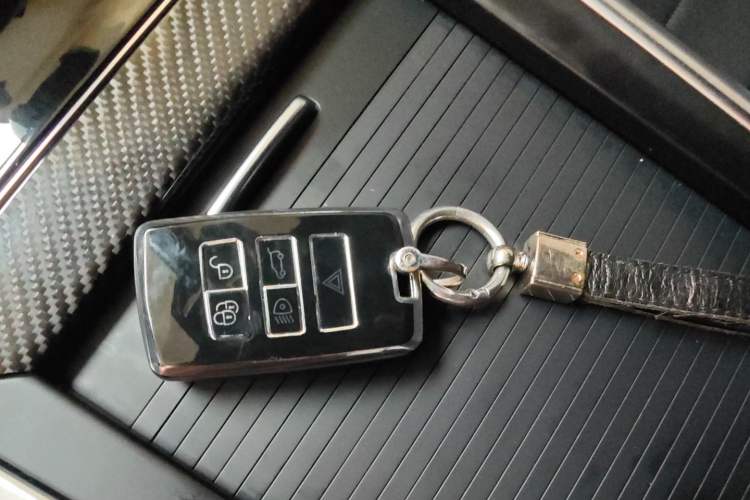 Used Jaguar XEL 2022 2.0T 250 PS R-DYNAMIC S Advanced Sport Edition Vehicle Key