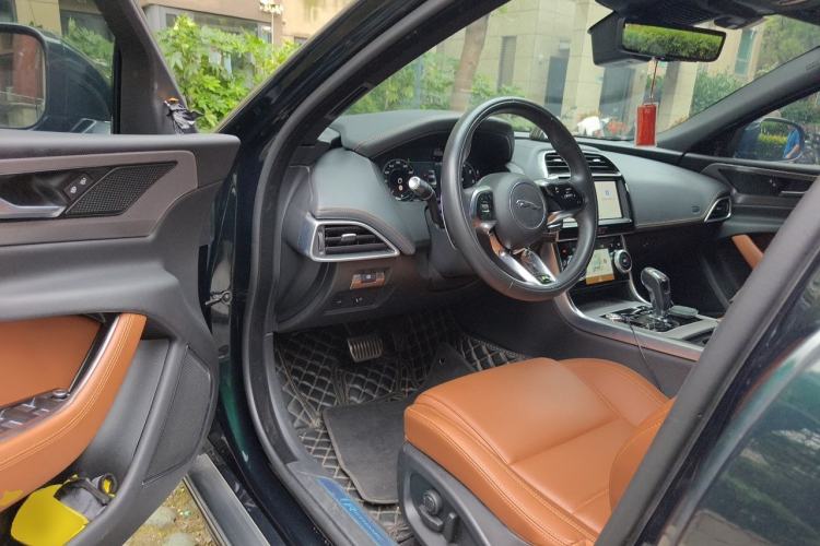 Used Jaguar XEL 2022 2.0T 250 PS R-DYNAMIC S Advanced Sport Edition Driver Seat