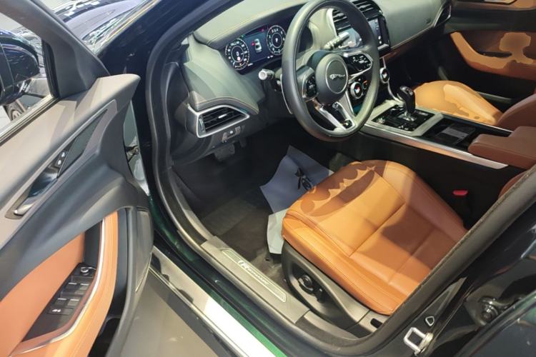 Used Jaguar XEL 2022 2.0T 250 PS R-DYNAMIC S Advanced Sport Edition Driver Seat