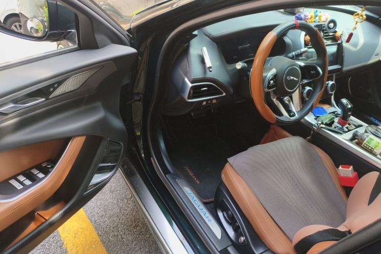 Used Jaguar XEL 2022 2.0T 250 PS R-DYNAMIC S Advanced Sport Edition Driver Seat
