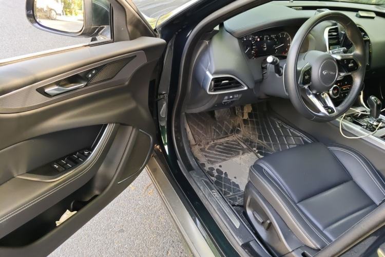 Used Jaguar XEL 2022 2.0T 200PS R-DYNAMIC Youth Sport Edition Driver Seat