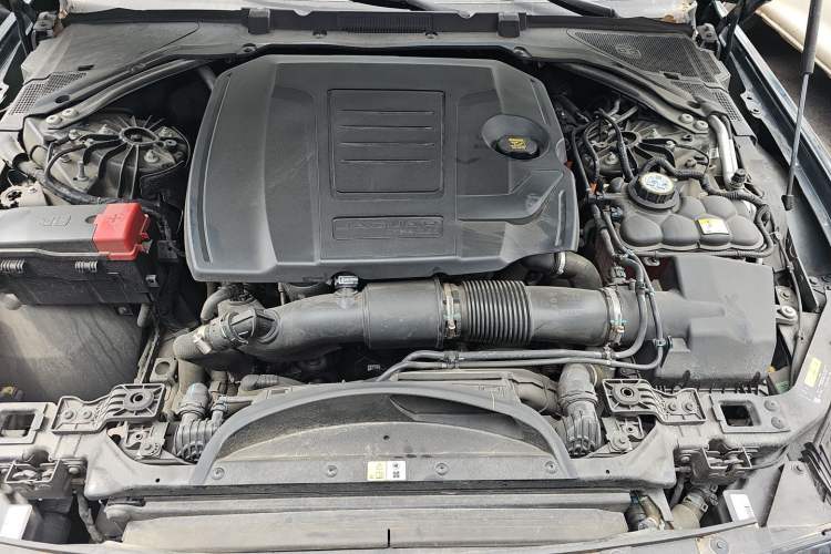 Used Jaguar XEL 2022 2.0T 250 PS R-DYNAMIC S Advanced Sport Edition Engine Bay