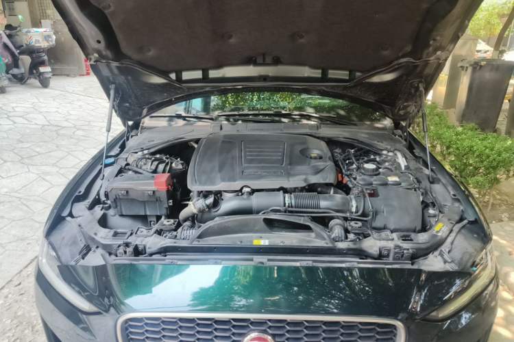 Used Jaguar XEL 2022 2.0T 250 PS R-DYNAMIC S Advanced Sport Edition Engine Bay