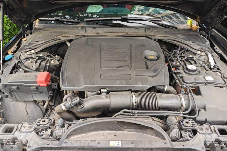 Used Jaguar XEL 2022 2.0T 250 PS R-DYNAMIC S Advanced Sport Edition Engine Bay
