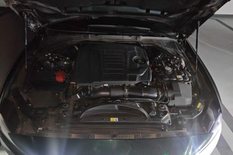 Used Jaguar XEL 2022 2.0T 250 PS R-DYNAMIC S Advanced Sport Edition Engine Bay
