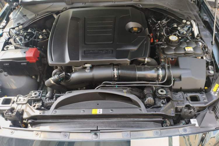 Used Jaguar XEL 2022 2.0T 250 PS R-DYNAMIC S Advanced Sport Edition Engine Bay