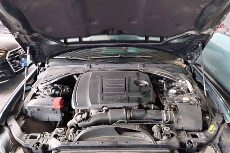 Used Jaguar XEL 2022 2.0T 250 PS R-DYNAMIC S Advanced Sport Edition Engine Bay