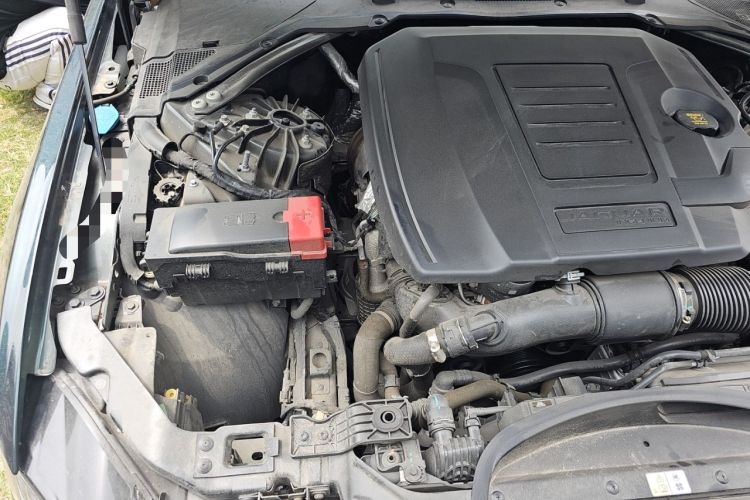 Used Jaguar XEL 2022 2.0T 250 PS R-DYNAMIC S Advanced Sport Edition Engine Bay Right