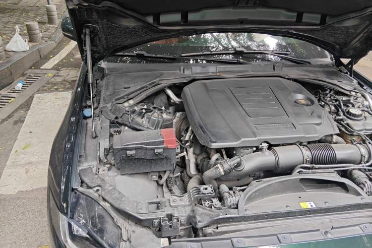 Used Jaguar XEL 2022 2.0T 250 PS R-DYNAMIC S Advanced Sport Edition Engine Bay Right