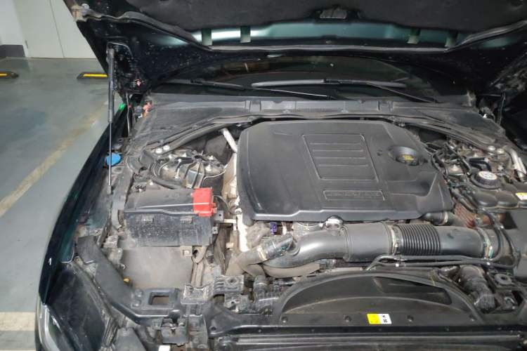 Used Jaguar XEL 2022 2.0T 250 PS R-DYNAMIC S Advanced Sport Edition Engine Bay Right