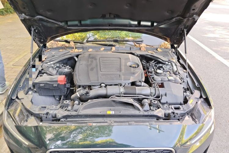 Used Jaguar XEL 2022 2.0T 200PS R-DYNAMIC Youth Sport Edition Engine Bay