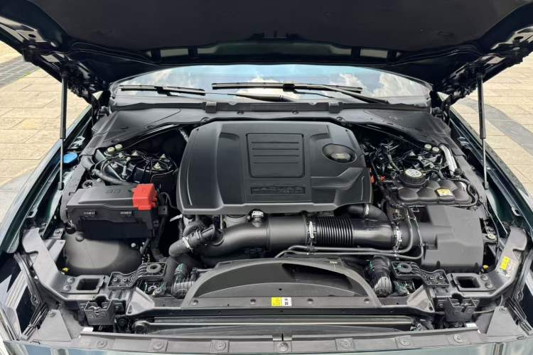 Used Jaguar XEL 2022 2.0T 250 PS R-DYNAMIC S Advanced Sport Edition Engine Bay