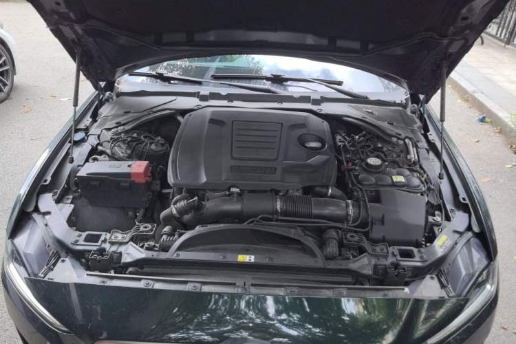 Used Jaguar XEL 2022 2.0T 250 PS R-DYNAMIC S Advanced Sport Edition Engine Bay