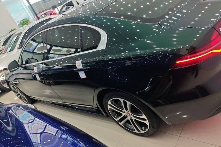Used Jaguar XEL 2022 2.0T 250 PS R-DYNAMIC S Advanced Sport Edition Exterior 3
