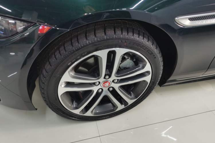 Used Jaguar XEL 2022 2.0T 250 PS R-DYNAMIC S Advanced Sport Edition Exterior 4