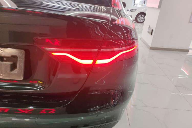 Used Jaguar XEL 2022 2.0T 250 PS R-DYNAMIC S Advanced Sport Edition Exterior 6