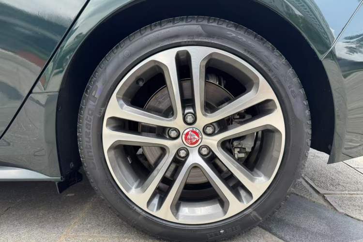 Used Jaguar XEL 2022 2.0T 250 PS R-DYNAMIC S Advanced Sport Edition Exterior 8