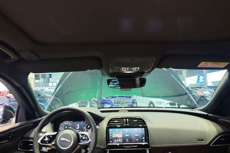 Used Jaguar XEL 2022 2.0T 250 PS R-DYNAMIC S Advanced Sport Edition Headliner