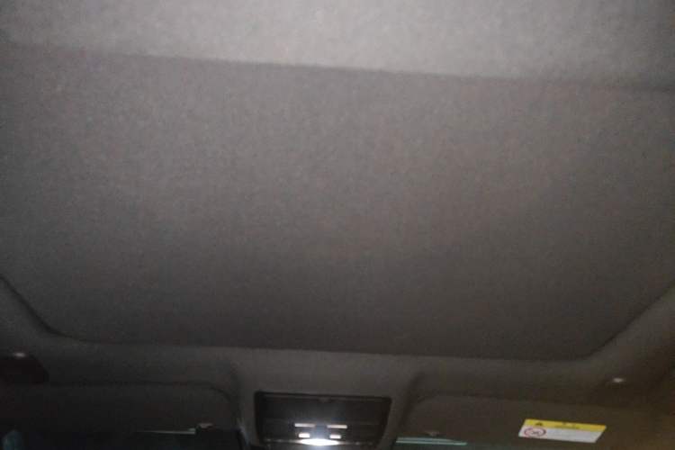 Used Jaguar XEL 2022 2.0T 250 PS R-DYNAMIC S Advanced Sport Edition Headliner