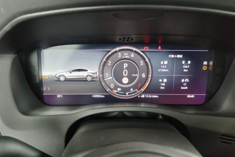 Used Jaguar XEL 2022 2.0T 250 PS R-DYNAMIC S Advanced Sport Edition Instrument Cluster