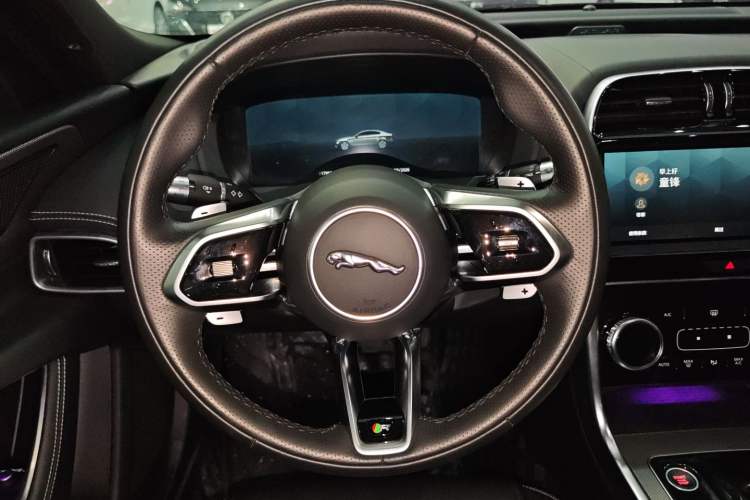 Used Jaguar XEL 2022 2.0T 250 PS R-DYNAMIC S Advanced Sport Edition Interior 7
