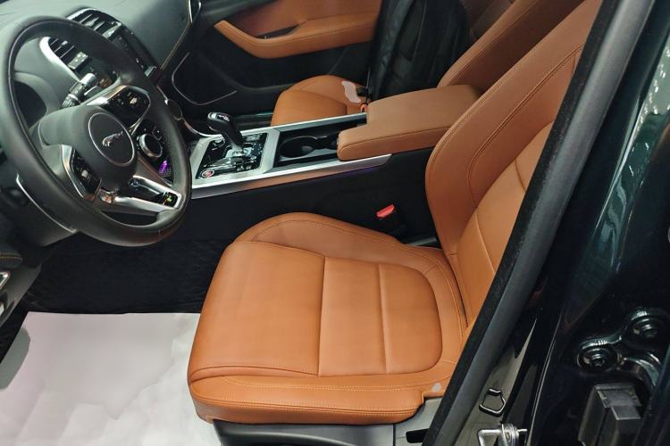Used Jaguar XEL 2022 2.0T 250 PS R-DYNAMIC S Advanced Sport Edition Left Front Seat