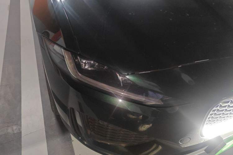 Used Jaguar XEL 2022 2.0T 250 PS R-DYNAMIC S Advanced Sport Edition Right Front Headlight