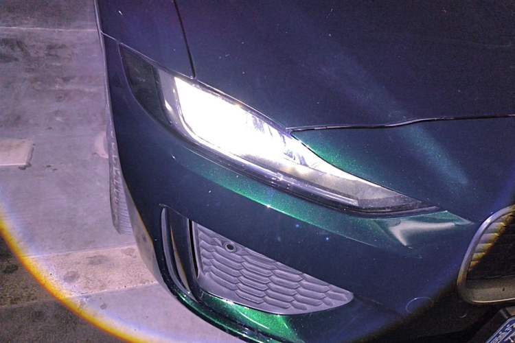 Used Jaguar XEL 2022 2.0T 200PS R-DYNAMIC Youth Sport Edition Right Front Headlight